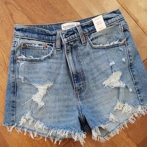 New Abercrombie & Fitchhigh rise Mom shorts